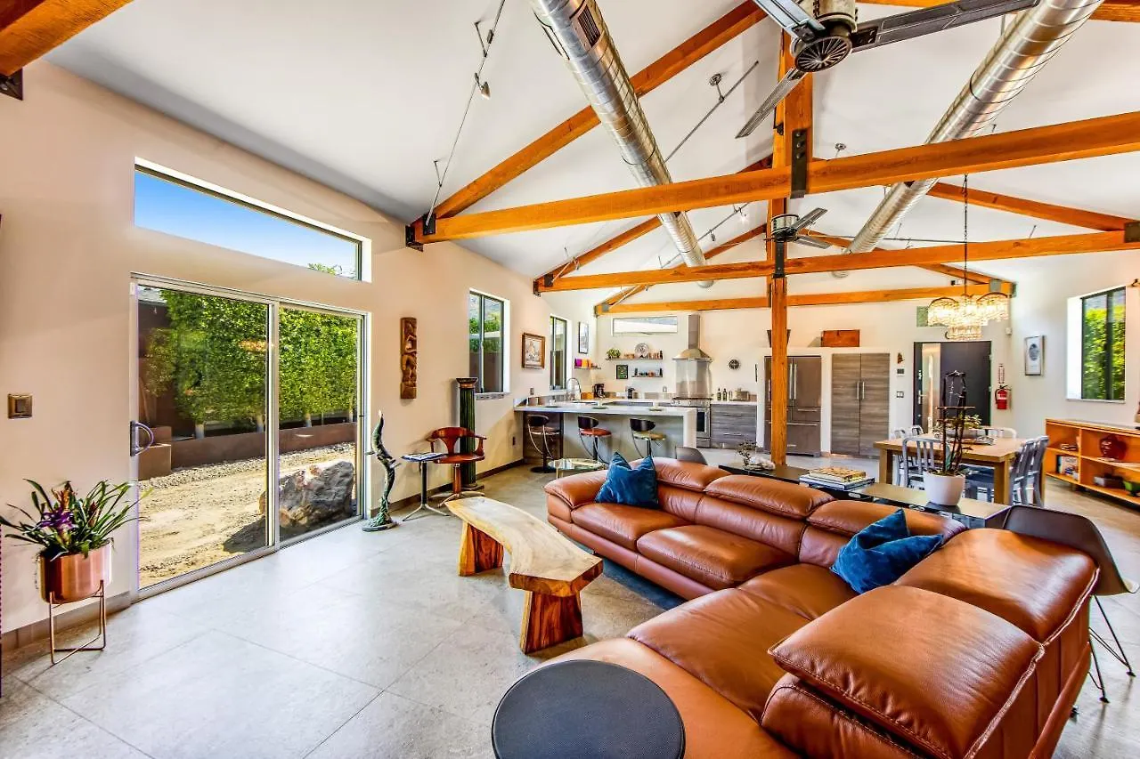 Holiday home Desert Dreaming Permit #33016 Palm Springs