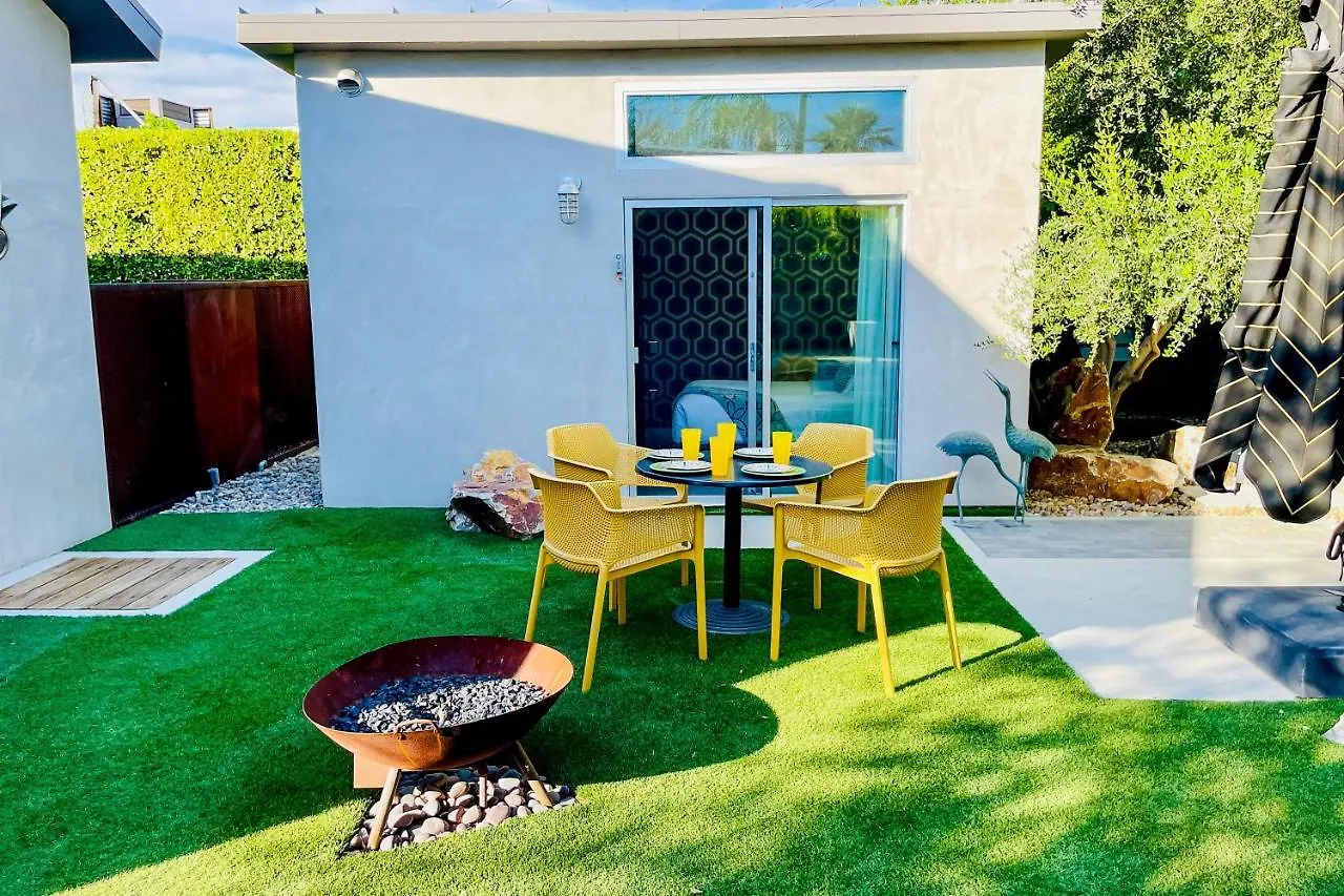 Holiday home Desert Dreaming Permit #33016 Palm Springs